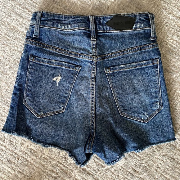 S25 Paradise Mine Jean shorts - Picture 2 of 3